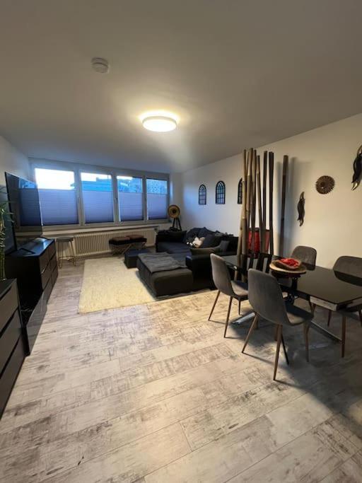 אאכן Modernes Apartment Mit 75Qm Mit Balkon & Aussicht מראה חיצוני תמונה