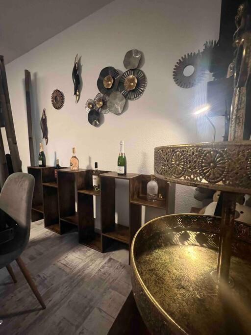 אאכן Modernes Apartment Mit 75Qm Mit Balkon & Aussicht מראה חיצוני תמונה