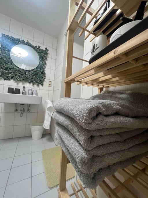 אאכן Modernes Apartment Mit 75Qm Mit Balkon & Aussicht מראה חיצוני תמונה